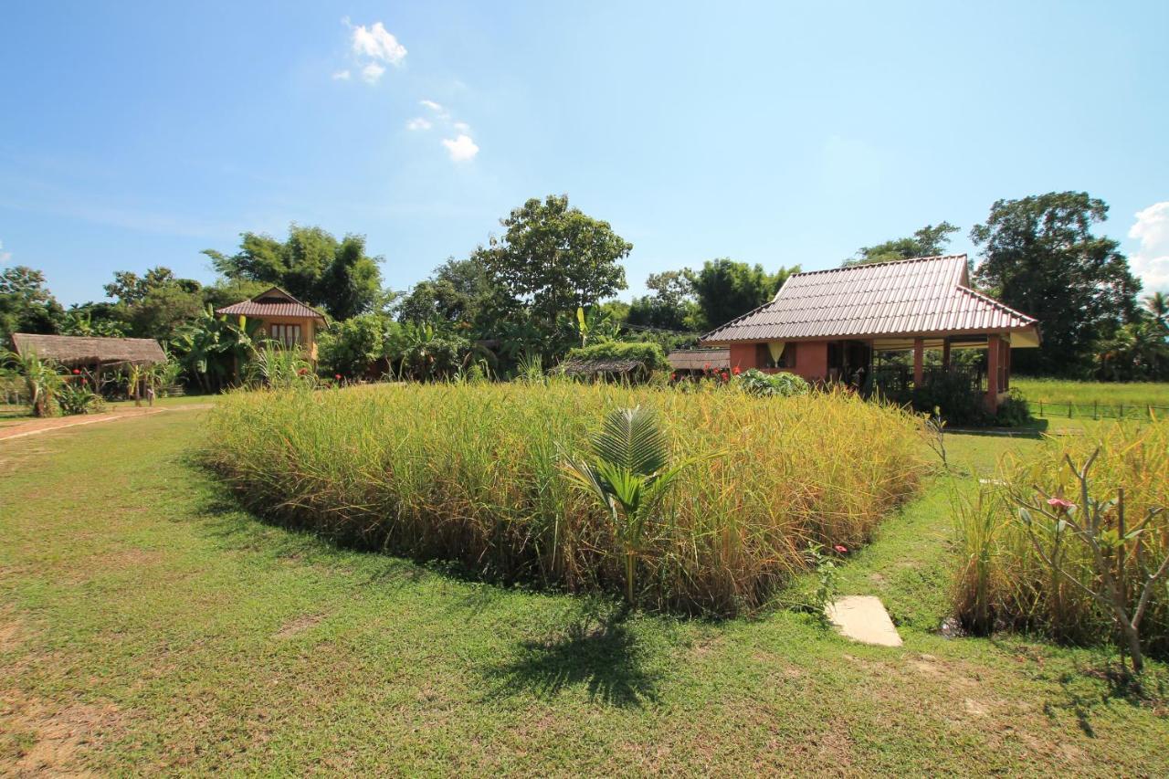 Country Retreat Hotel Mae Rim Exterior photo